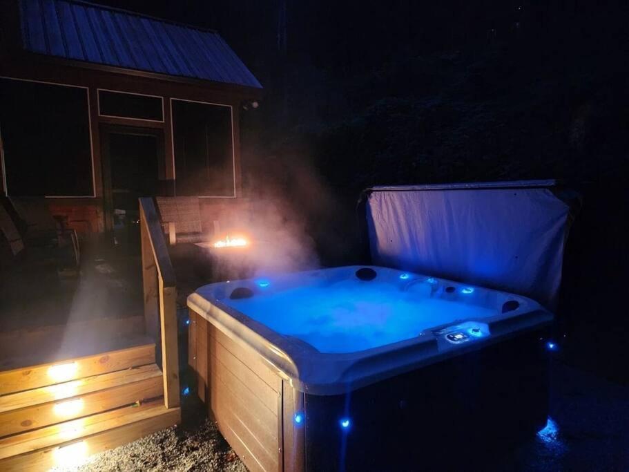 Rustic Modern Cabin With Hot Tub Near Rafting And Great Smokey Mountains Bryson City Dış mekan fotoğraf