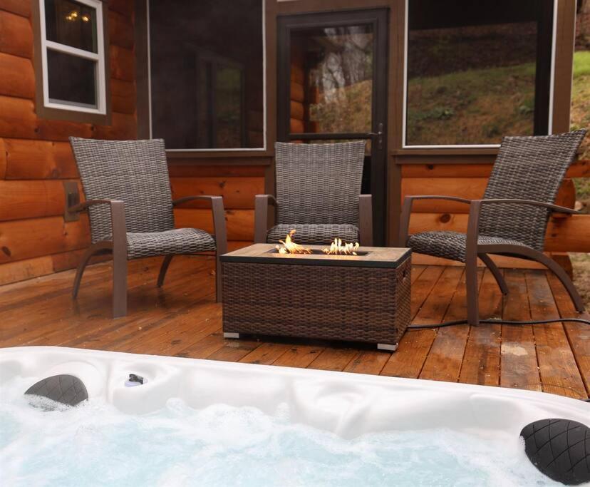 Rustic Modern Cabin With Hot Tub Near Rafting And Great Smokey Mountains Bryson City Dış mekan fotoğraf
