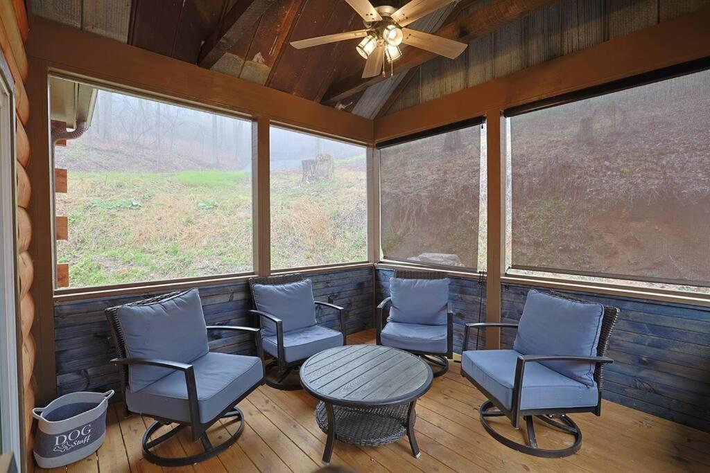 Rustic Modern Cabin With Hot Tub Near Rafting And Great Smokey Mountains Bryson City Dış mekan fotoğraf