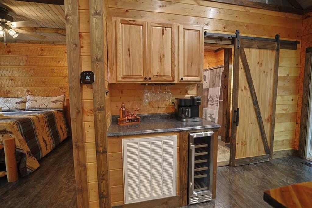 Rustic Modern Cabin With Hot Tub Near Rafting And Great Smokey Mountains Bryson City Dış mekan fotoğraf